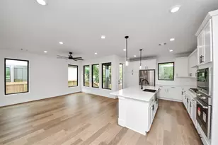 405 Forest Reserve Pl, Houston, TX 77079 - Photo 15