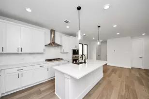 405 Forest Reserve Pl, Houston, TX 77079 - Photo 9