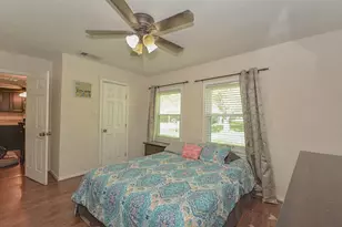 116 Texas Ave, League City, TX 77573 - Photo 7