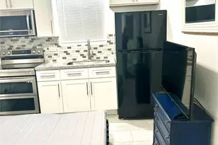 8006 Ave B St, Houston, TX 77012 - Photo 5