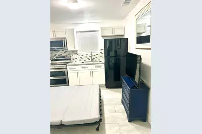8006 Avenue B Street #D, Houston, TX 77012 - Photo 5