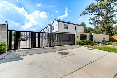 6133 Pacific Forest Drive, Houston, TX 77091 - Photo 27