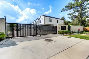 6133 Pacific Frst Dr, Houston, TX 77091 - Photo 27