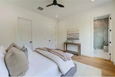 6133 Pacific Forest Drive, Houston, TX 77091 - Photo 15