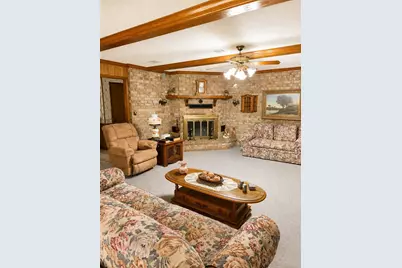 148 Hickory Drive, Richwood, TX 77531 - Photo 3
