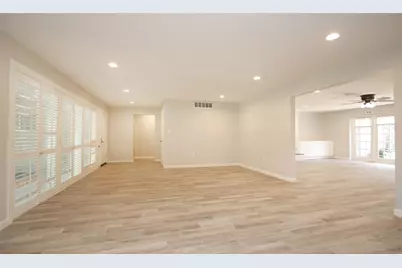 3603 Tartan Lane, Houston, TX 77025 - Photo 3