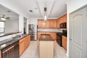 5922 Hollister Cole, Houston, TX 77040 - Photo 9