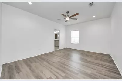 127 Amundsen Street, Houston, TX 77009 - Photo 23