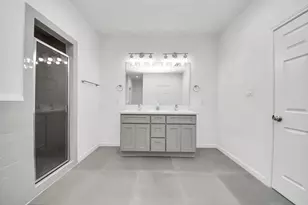 127 Amundsen St, Houston, TX 77009 - Photo 19