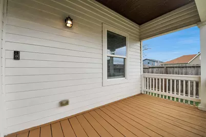 127 Amundsen Street, Houston, TX 77009 - Photo 9