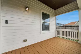 127 Amundsen St, Houston, TX 77009 - Photo 9