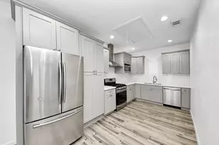 127 Amundsen St, Houston, TX 77009 - Photo 29