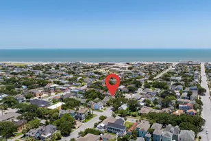 1112 17th St, Galveston, TX 77550 - Photo 29