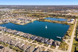 2711 Cherry Tree Ln, Manvel, TX 77578 - Photo 35