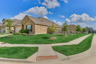 21402 Waldenburg Pl, Tomball, TX 77375 - Photo 3