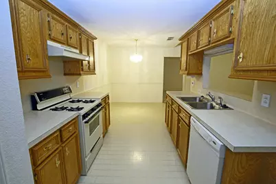 12002 10th Street, Santa Fe, TX 77510 - Photo 9