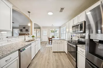 3206 Deer Trail Drive, Alvin, TX 77511 - Photo 7