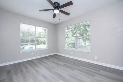 6024 Collingsworth Street #2, Houston, TX 77026 - Photo 11