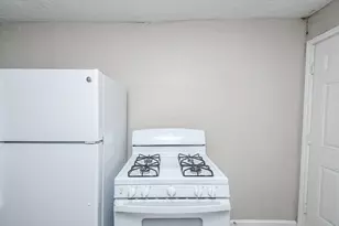 6024 Collingsworth St, Houston, TX 77026 - Photo 9