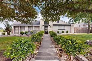 1402 James Dr, Garland, TX 75042 - Photo 3