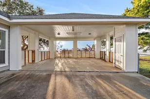 4521 W Bayshore Rd, Anahuac, TX 77514 - Photo 27