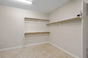 4521 W Bayshore Rd, Anahuac, TX 77514 - Photo 13