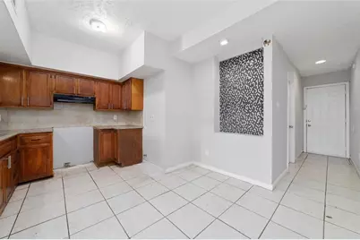 8754 Village Of Fondren Drive #8754, Houston, TX 77071 - Photo 9