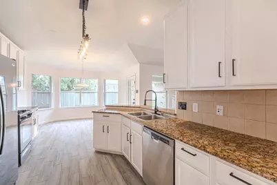 138 Bryce Branch, The Woodlands, TX 77382 - Photo 13