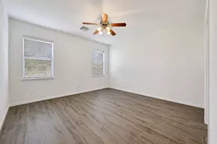 31 Hearthwick Rd, Tomball, TX 77375 - Photo 9