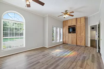 10147 Lewis Creek Circle, Willis, TX 77318 - Photo 19