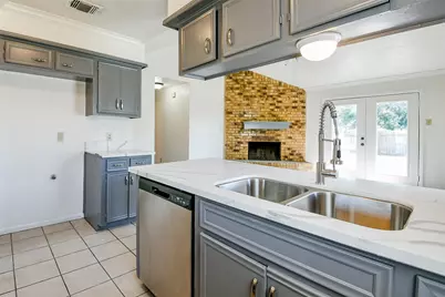 309 S Brownell Street, La Porte, TX 77571 - Photo 13