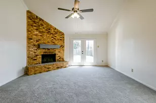 309 S Brownell St, La Porte, TX 77571 - Photo 17