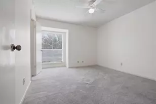 700 Thicket Ln, Houston, TX 77079 - Photo 7