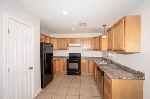 305 S Westward St, Texas City, TX 77591 - Photo 7