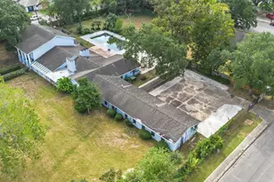 710 S Jackson St, Alvin, TX 77511 - Photo 3