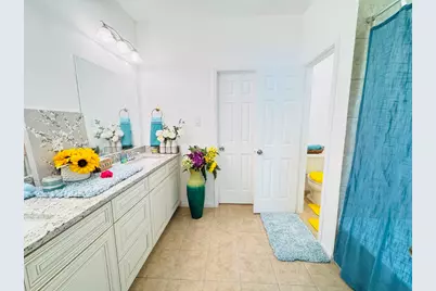 11130 Beverley Park Street, Sugar Land, TX 77498 - Photo 15