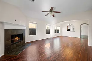 3031 E Lockeridge Village Dr, Spring, TX 77386 - Photo 11