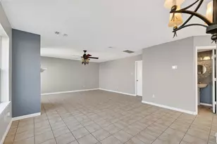 9205 Caddo Ct, La Porte, TX 77571 - Photo 11