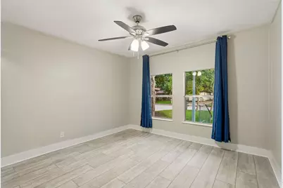 406 Gresham Street, Baytown, TX 77520 - Photo 17