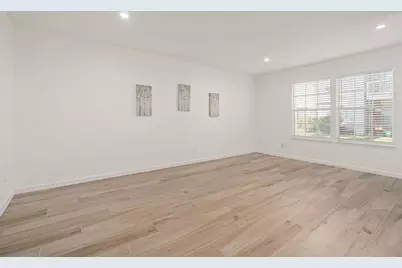 1257 E Witte Road #16, Houston, TX 77055 - Photo 9