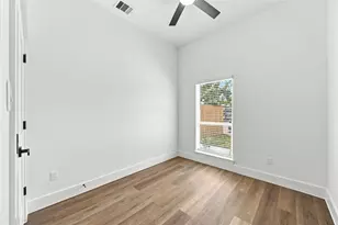 5416 Sonora St, Houston, TX 77020 - Photo 11