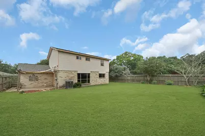 302 Morningside Drive, League City, TX 77573 - Photo 25