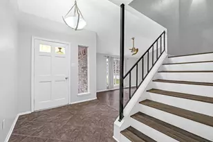 302 Morningside Dr, League City, TX 77573 - Photo 3