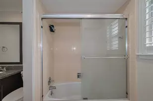 24 Champions Colony E, Houston, TX 77069 - Photo 21