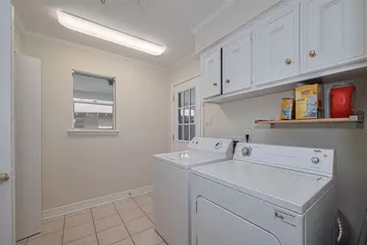 24 Champions Colony E, Houston, TX 77069 - Photo 23