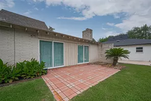 24 Champions Colony E, Houston, TX 77069 - Photo 31
