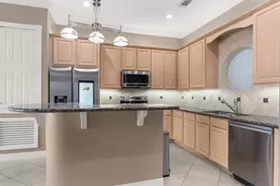 168 Lake Point Blvd, Conroe, TX 77356 - Photo 9