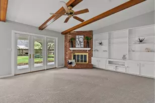 606 Forest Lake Dr, Seabrook, TX 77586 - Photo 3