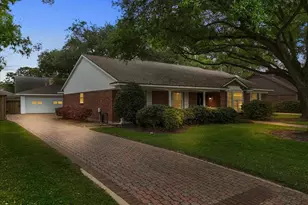 606 Forest Lake Dr, Seabrook, TX 77586 - Photo 7