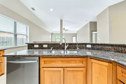 6210 Bristol Path Lane, Sugar Land, TX 77479 - Photo 13